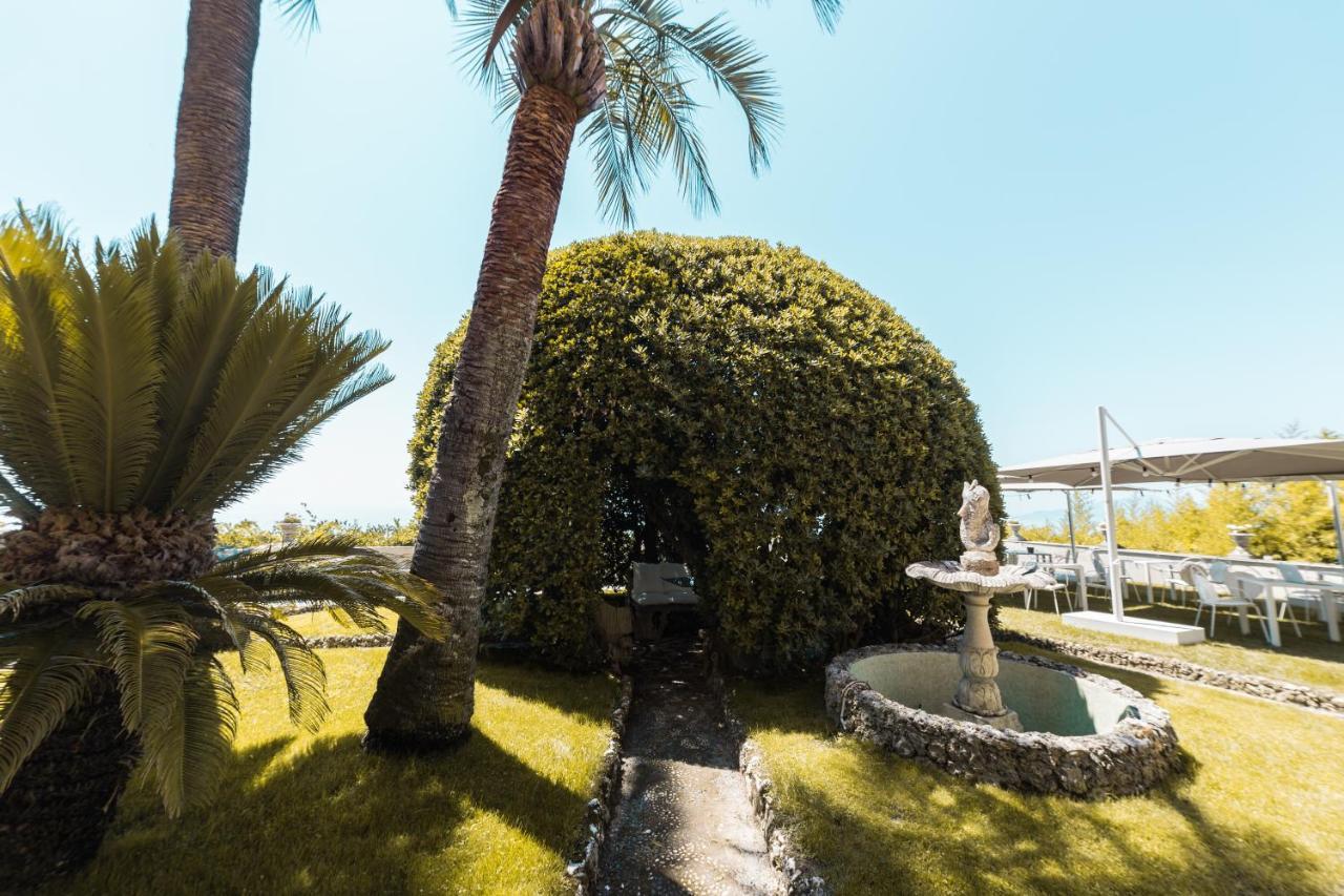 Villa Riviera Resort Lavagna Exterior foto